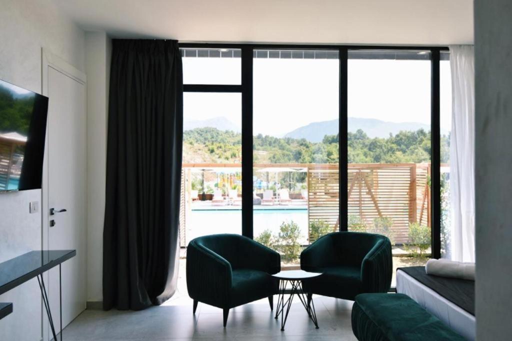Equos Resort Hotel Tirana Eksteriør billede